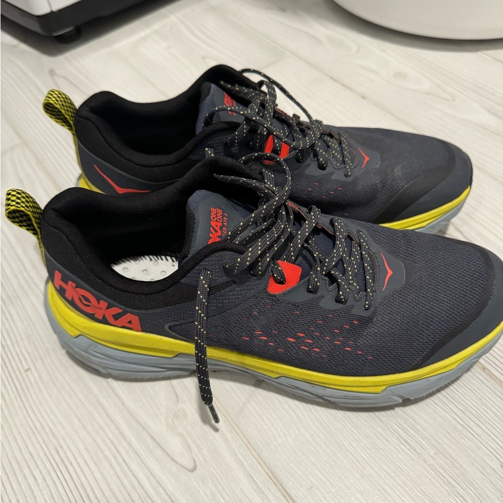 Hoka One One Challenger ATR 6